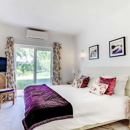 Rocha Brava Sleeps 8 With Pool Air Con And Wifi בנאגיל