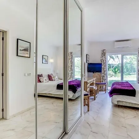Βίλα Rocha Brava Sleeps 8 With Pool Air Con And Wifi
