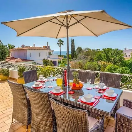 Rocha Brava Sleeps 8 With Pool Air Con And Wifi * Benagil